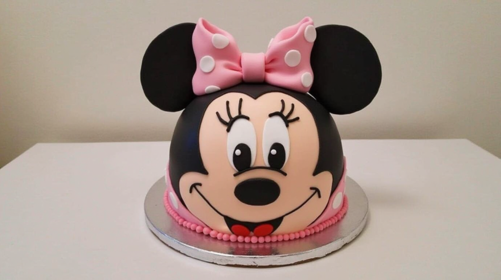 minnie mouse cake d9tu17m8bswz6ls0iz6o 0